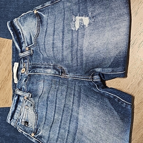 KanCan Straight High Rise Ripped Jeans Size 26" Waist - Picture 2 of 10